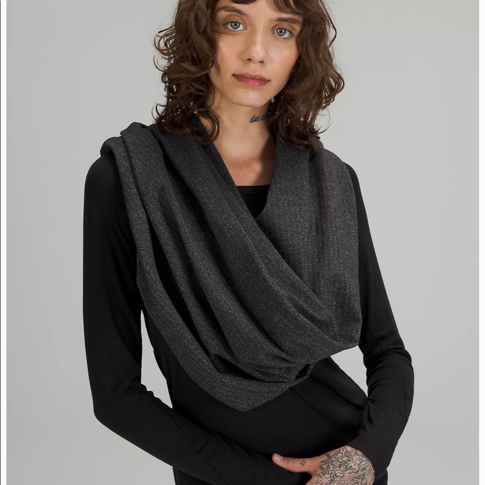 Lululemon Customizable Reversible Snap Scarf - image 1